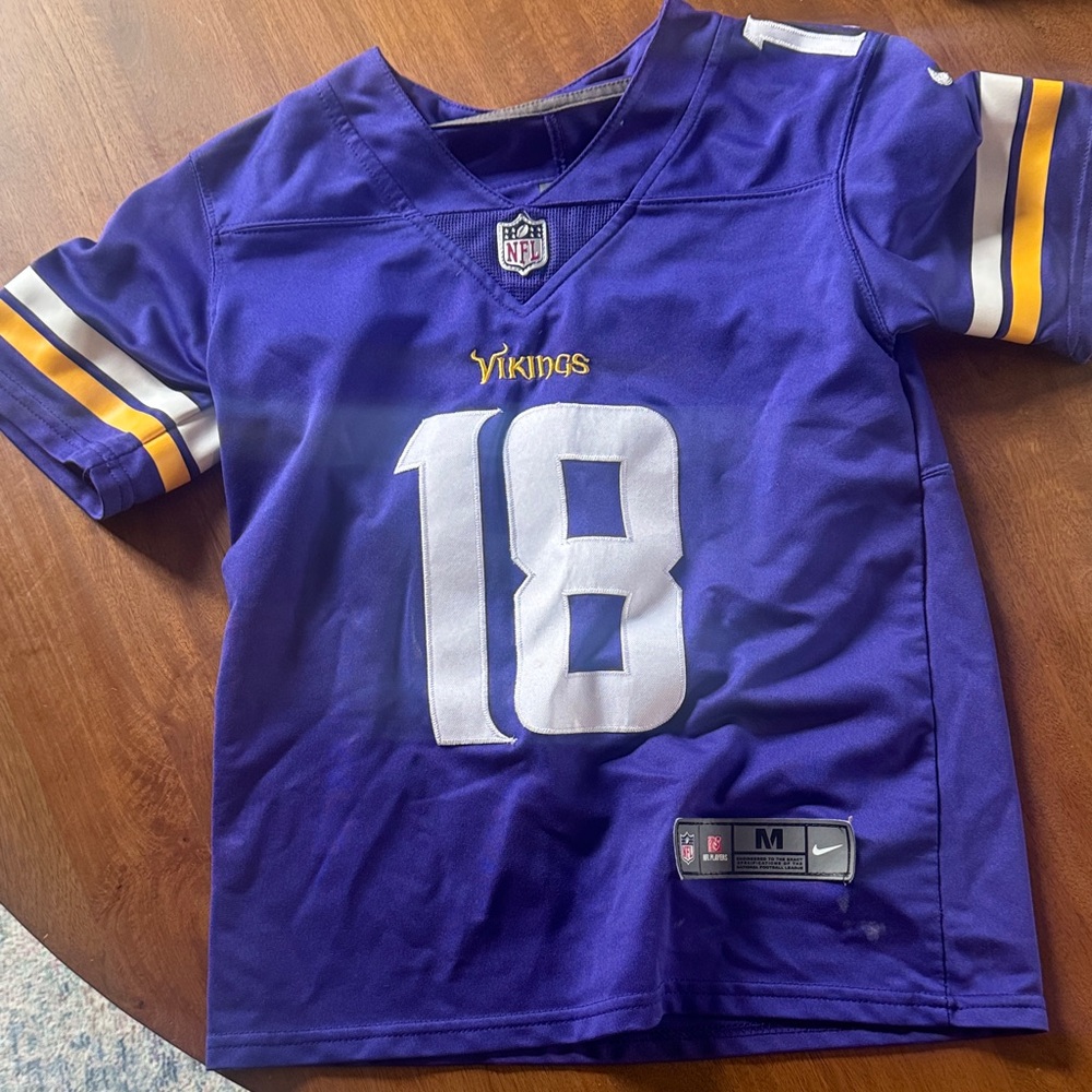 Youth medium Nike Justin JeffersonVikings Jersey